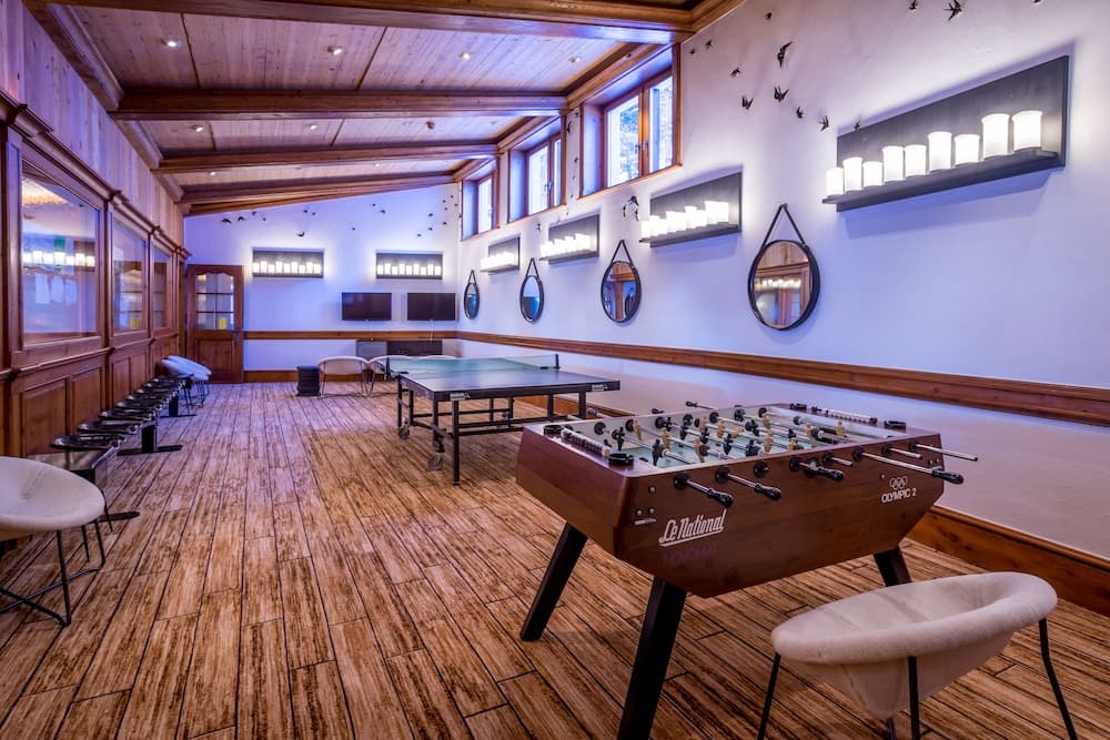Game room