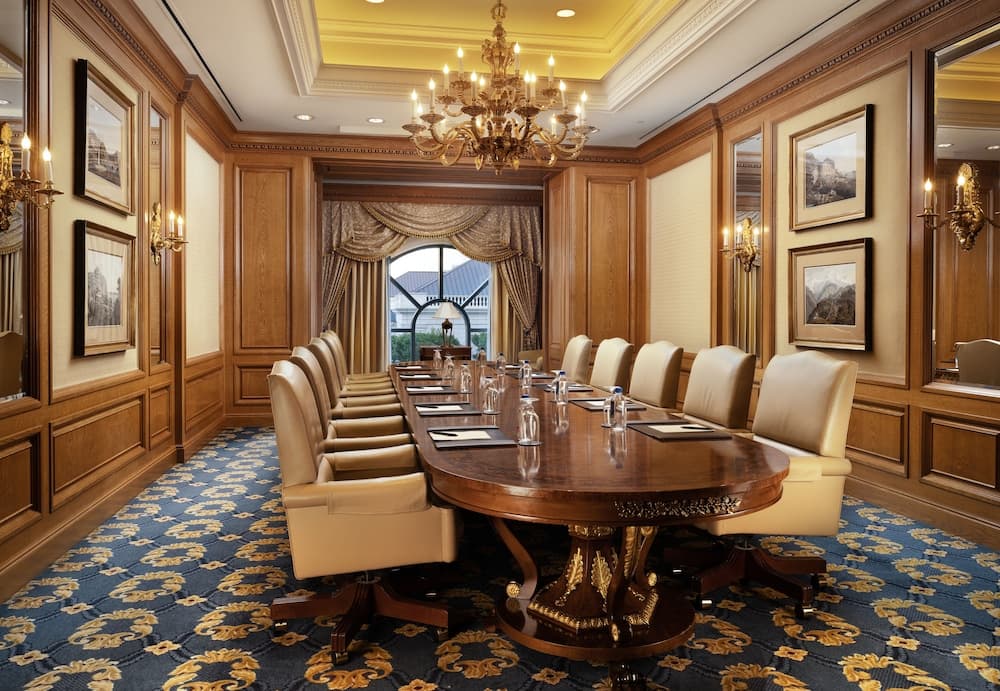 Meeting facility