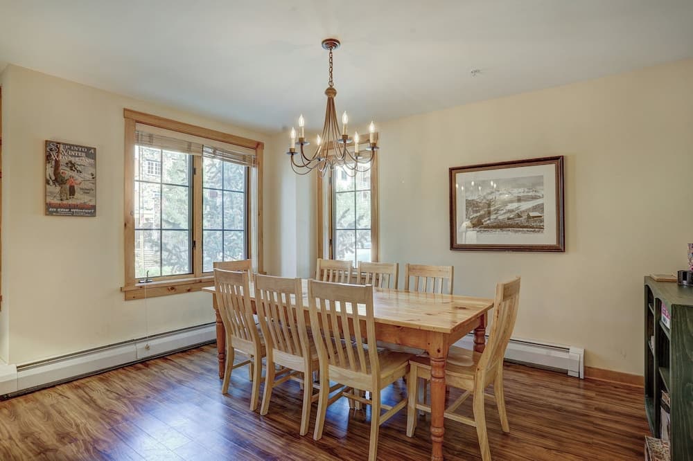 In-room dining