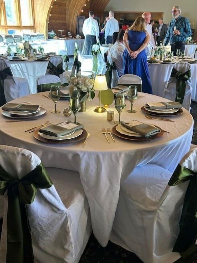 Indoor wedding