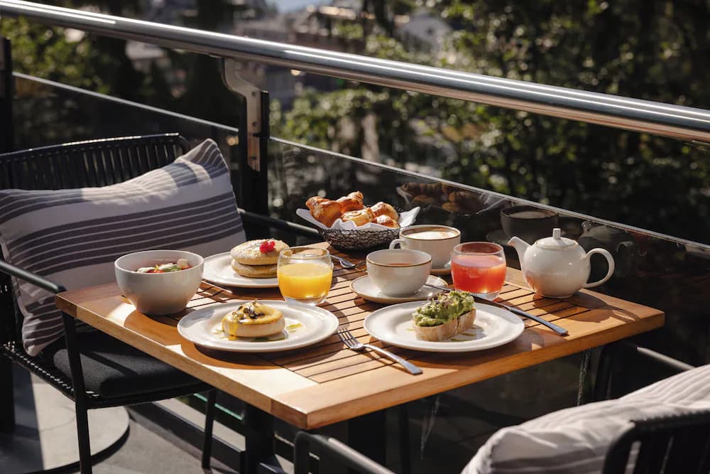 Breakfast meal
