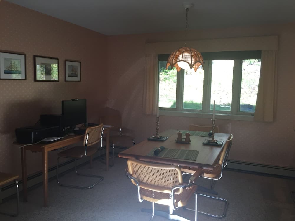 In-room dining