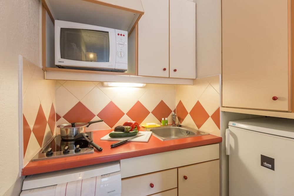 Private kitchenette