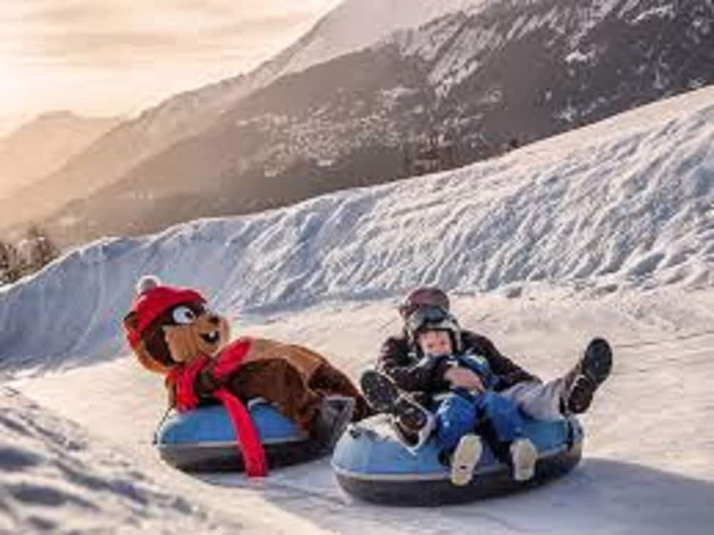 Snow tubing