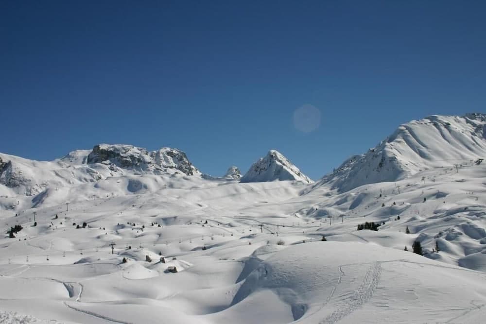 Snow and ski sports