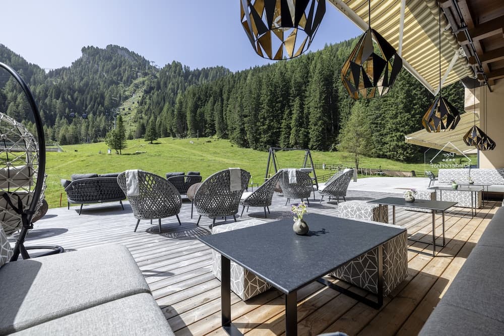 Sundeck