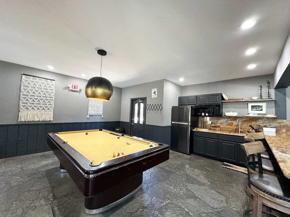 Game room