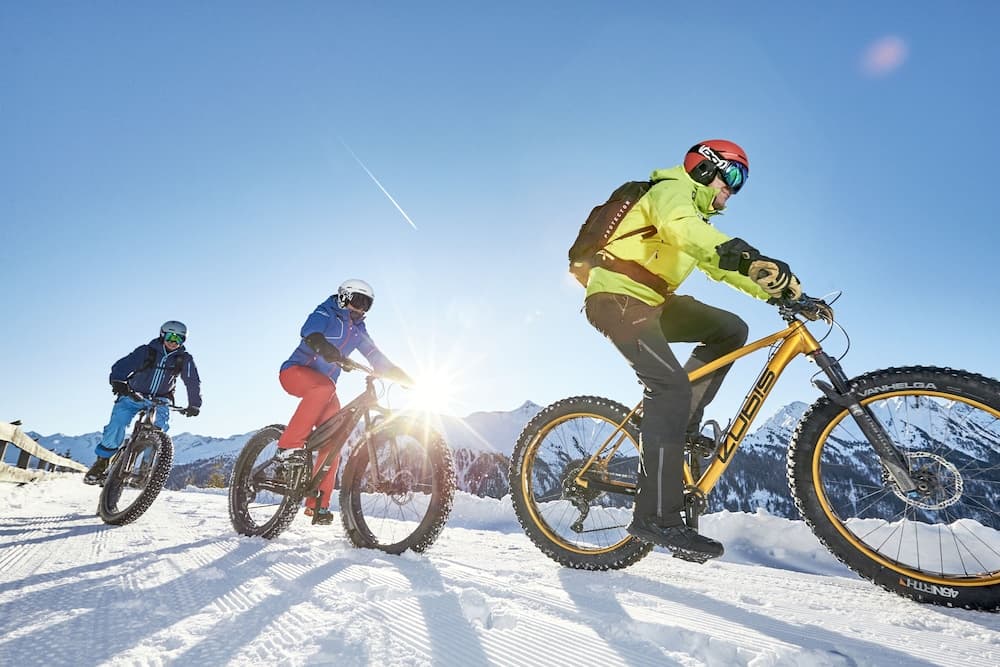 Snow and ski sports