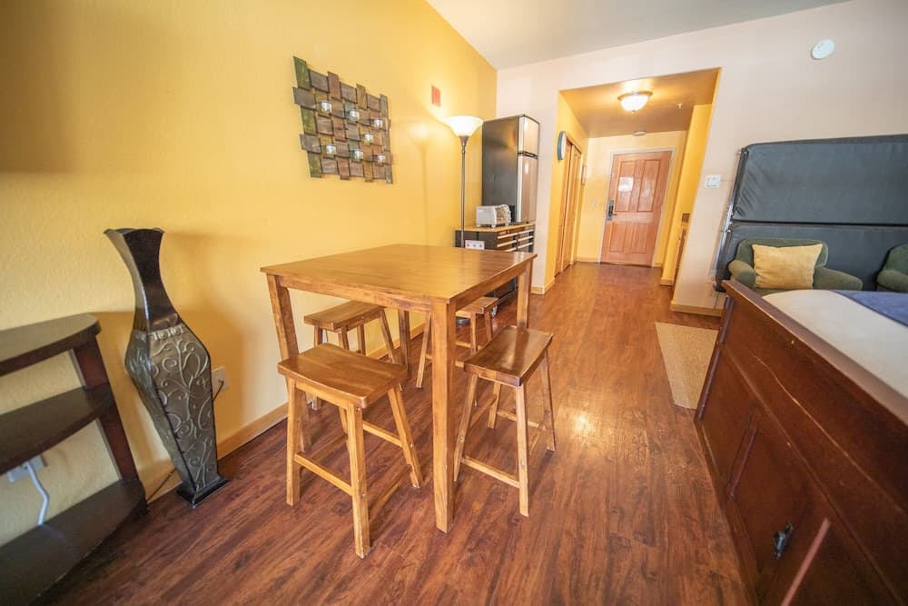 In-room dining