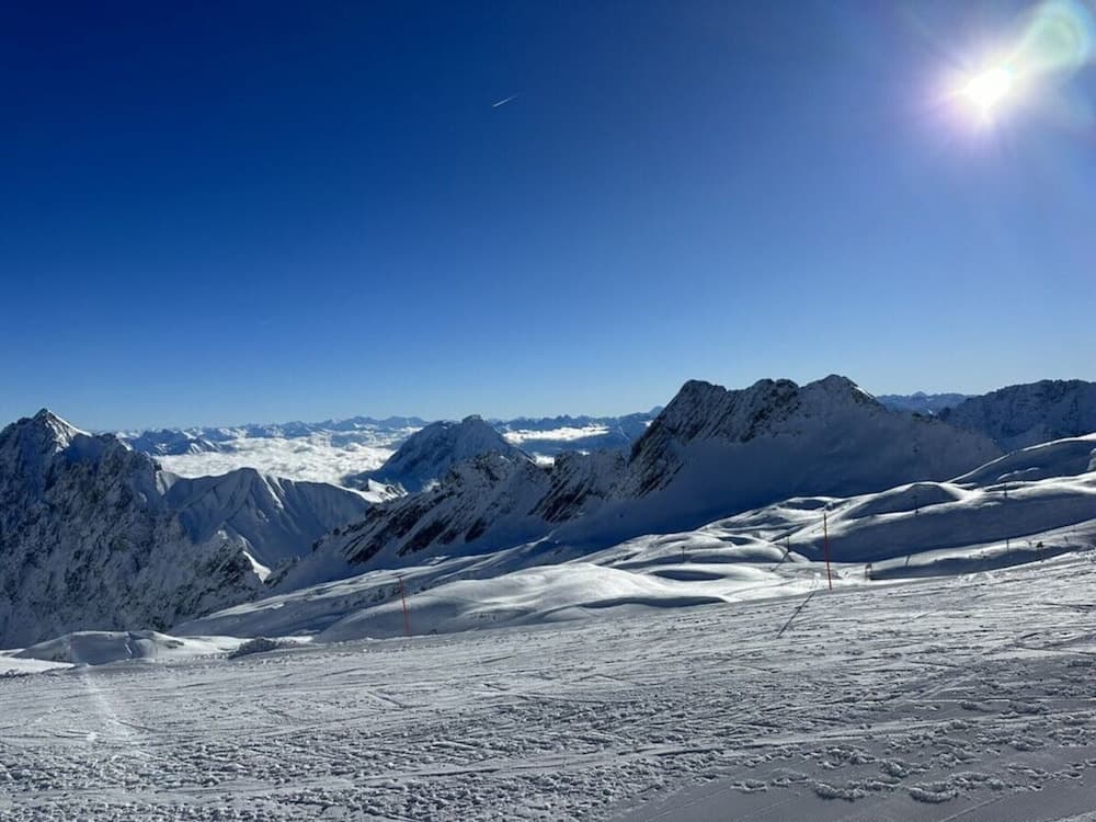 Snow and ski sports