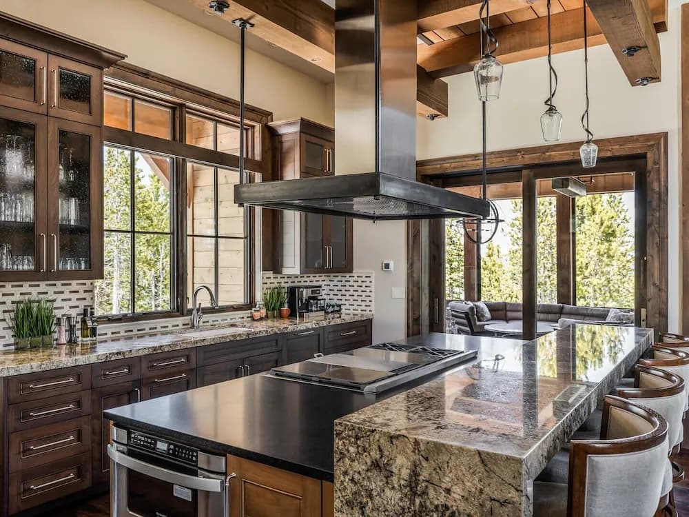 Private kitchen