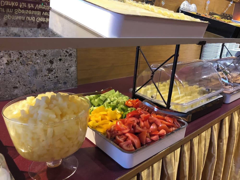 Breakfast buffet
