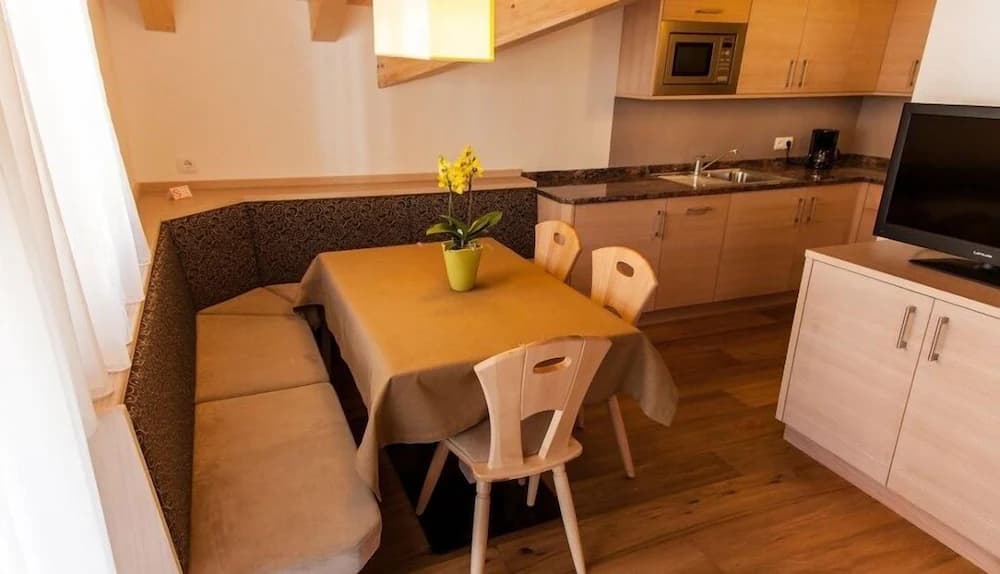 In-room dining