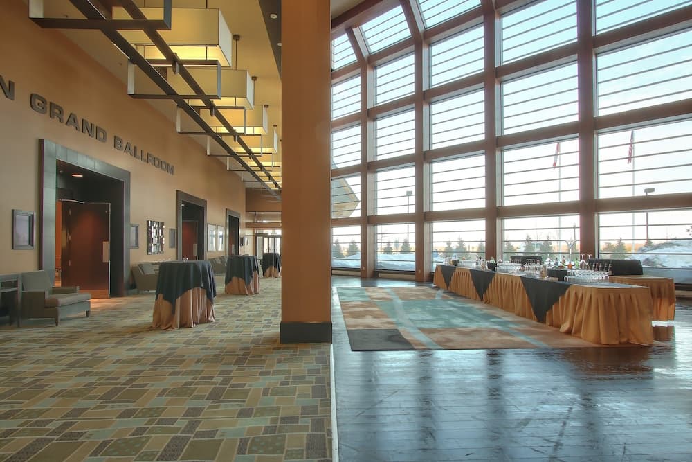 Meeting facility
