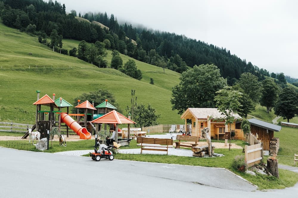 Children's play area - outdoor