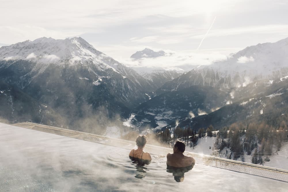 Infinity pool