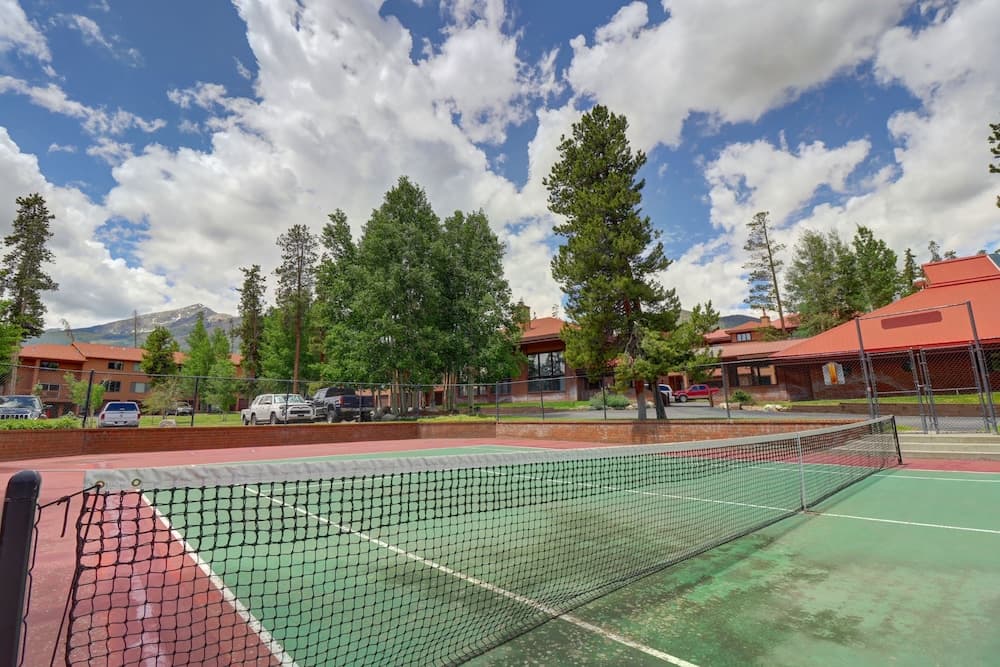 Sport court