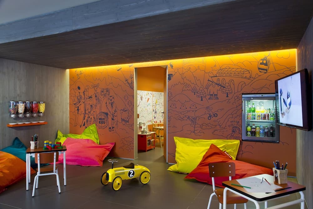 Children's play area - indoor