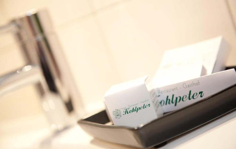 Bathroom amenities