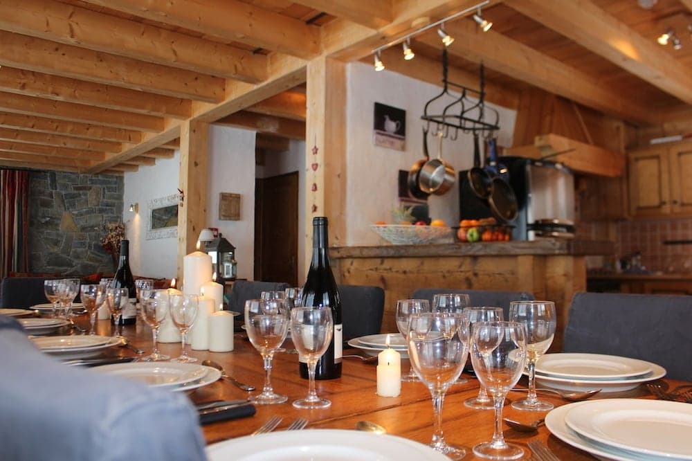 In-room dining