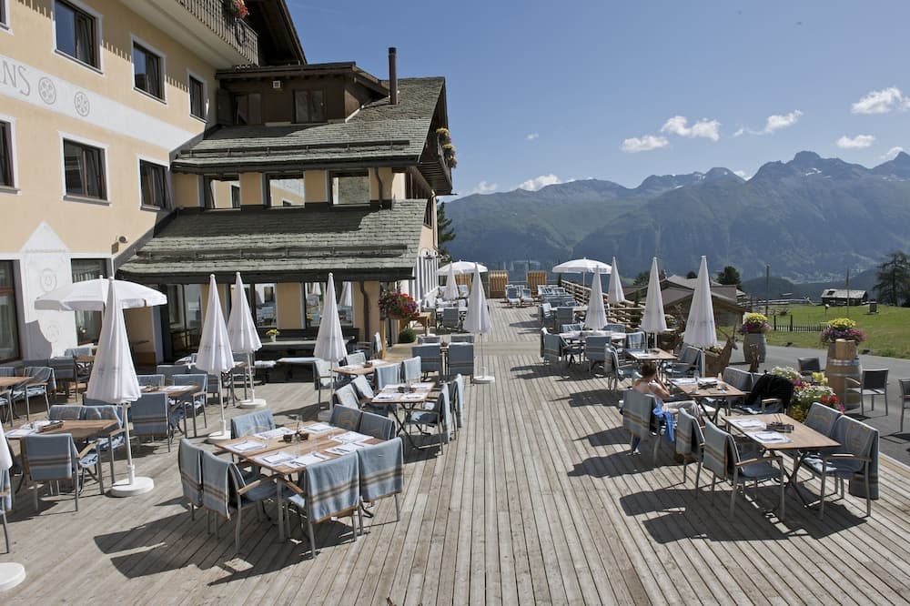 Sundeck