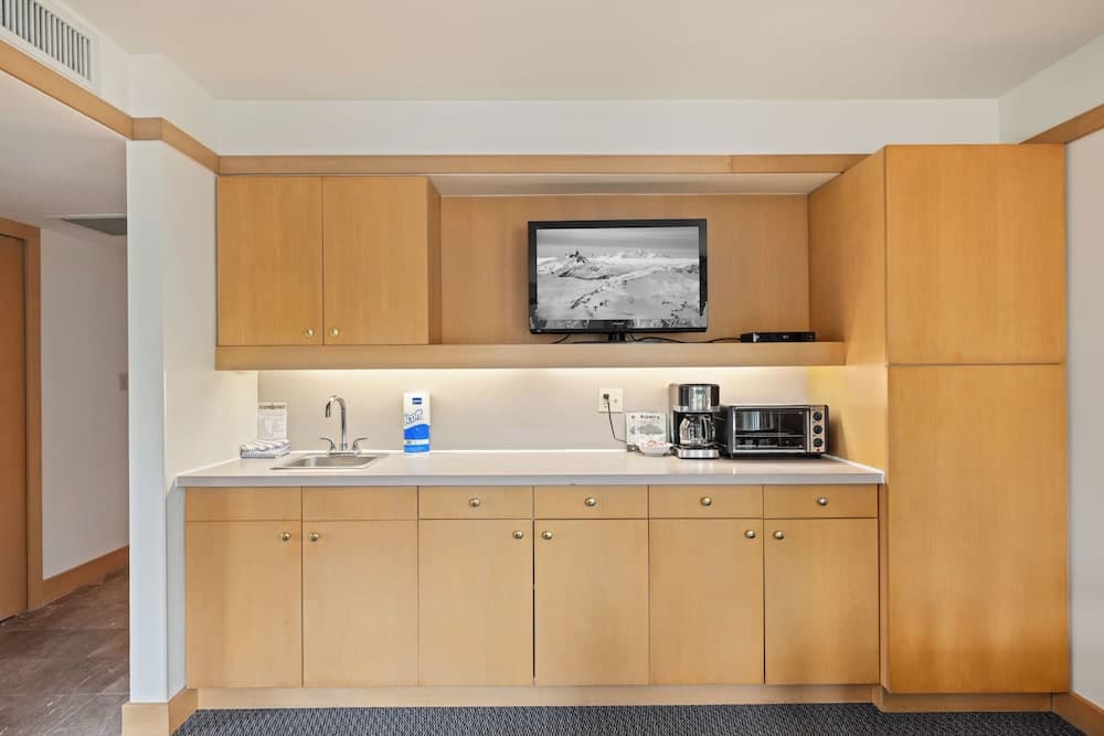 Private kitchenette