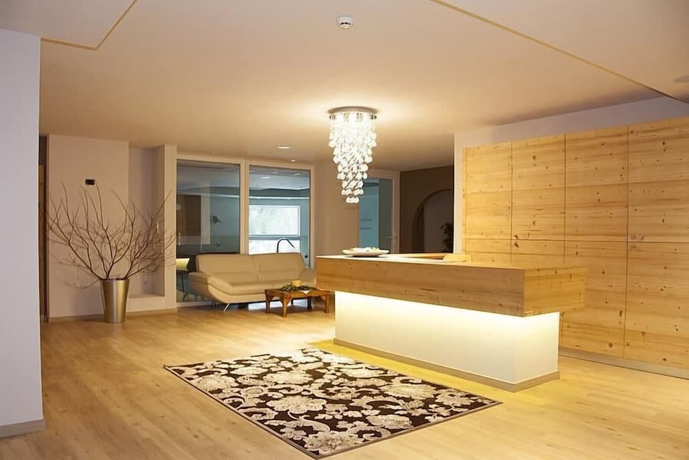 Spa reception
