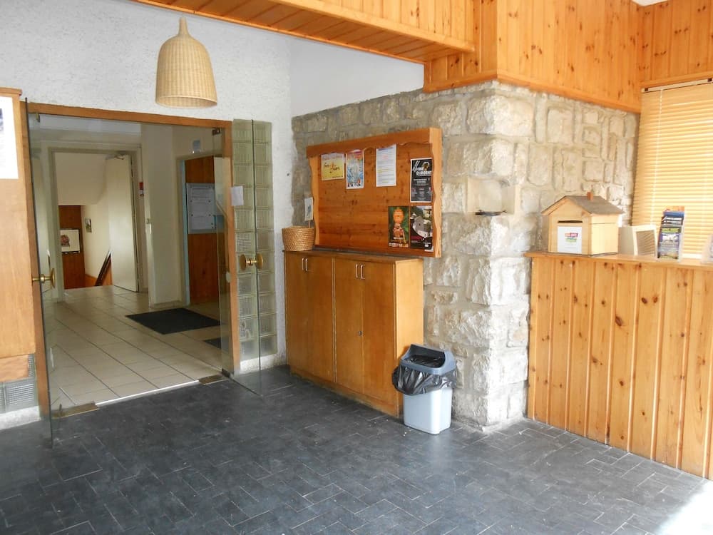 Check-in/check-out kiosk