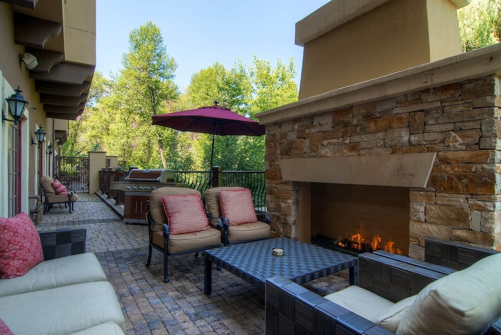 BBQ/picnic area