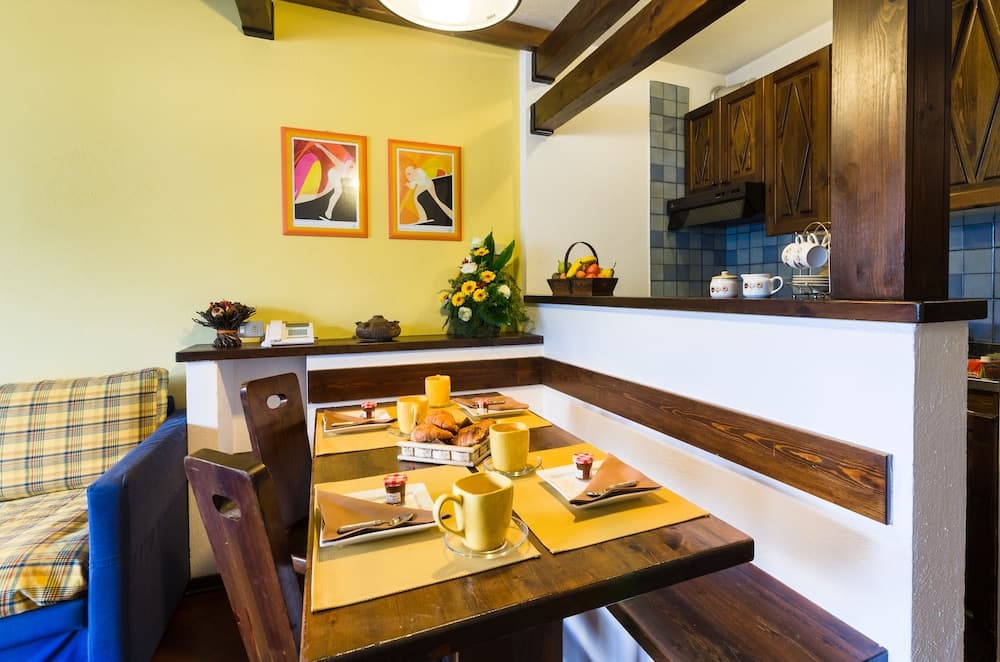 In-room dining