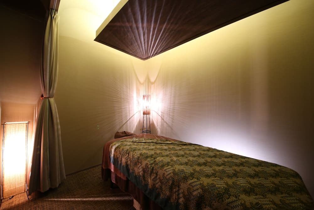 Treatment room