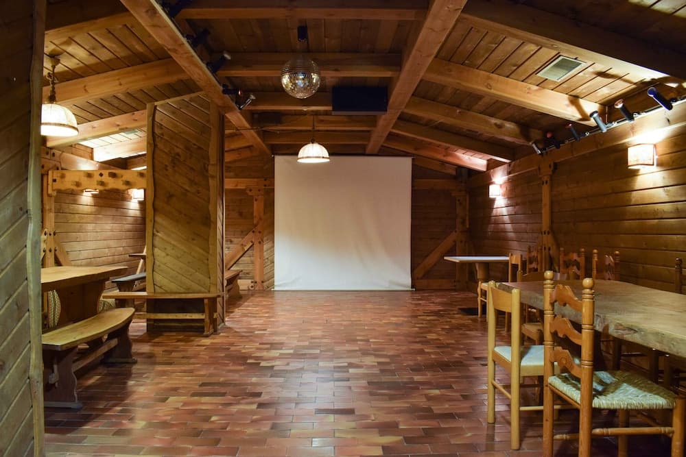Reception hall