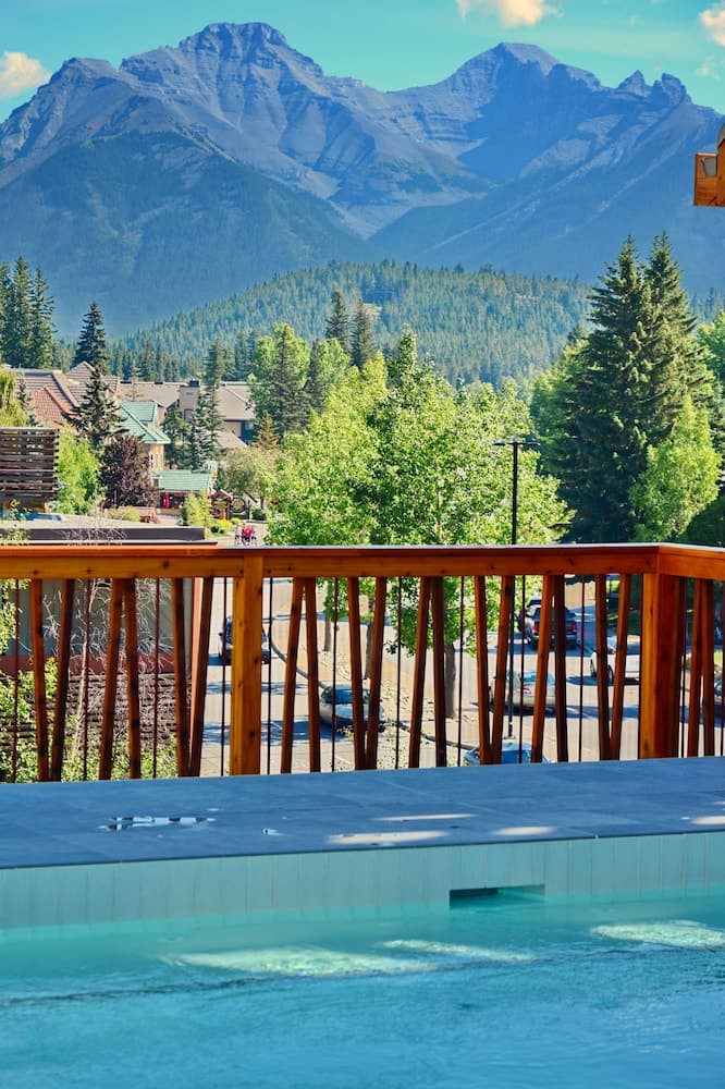 Rooftop pool