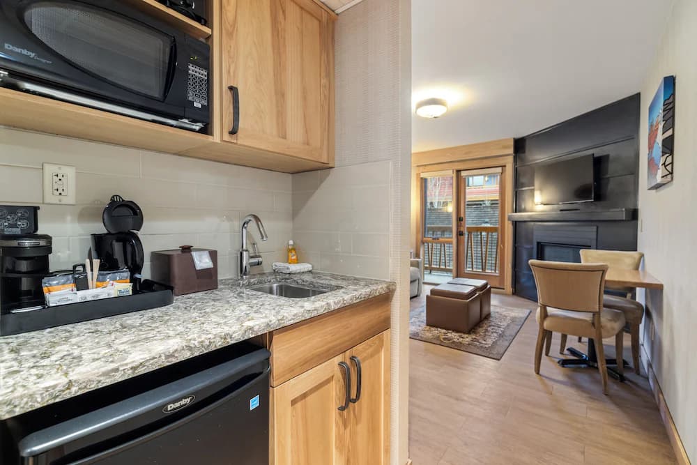 Private kitchenette