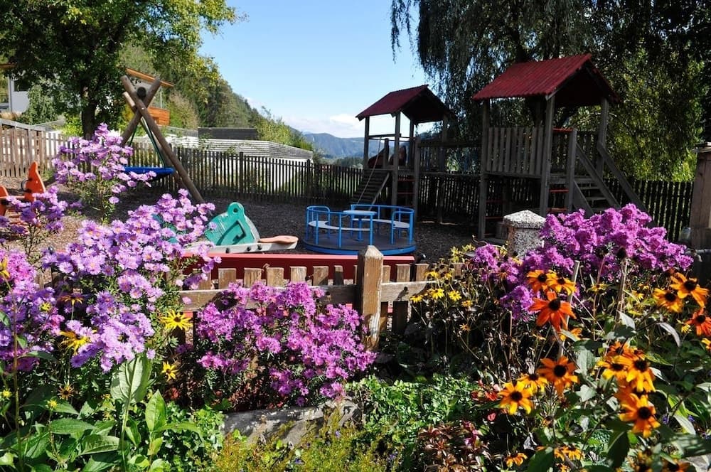 Children's play area - outdoor