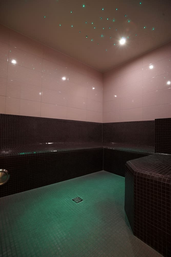Steam room