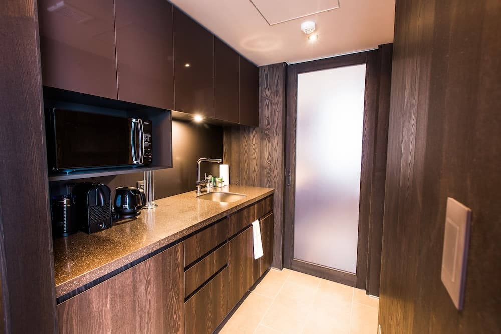 Private kitchenette