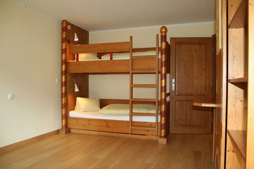 Children's theme room