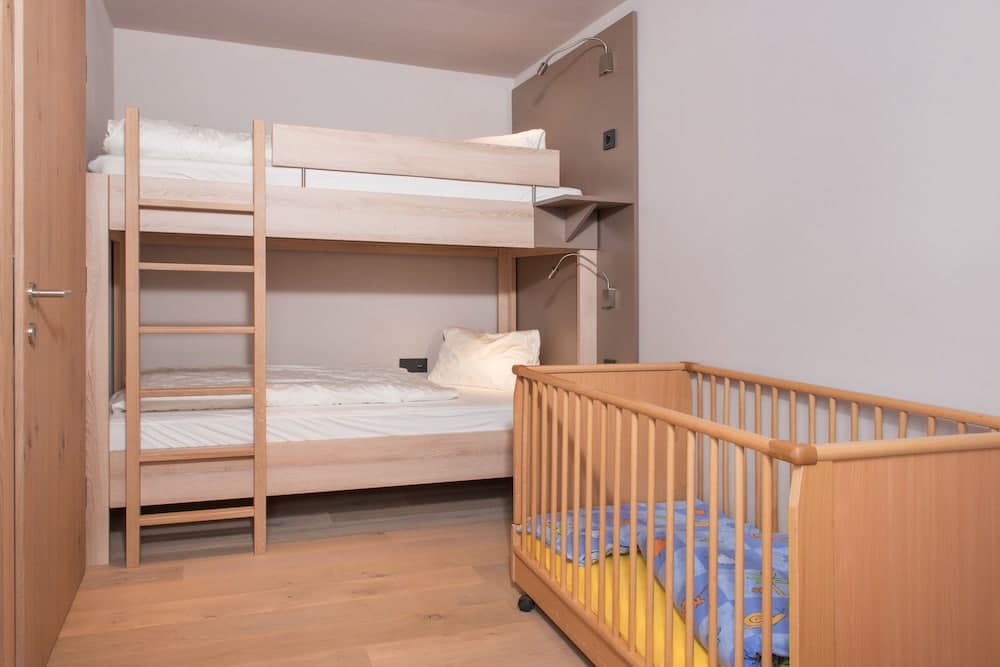 Children's theme room