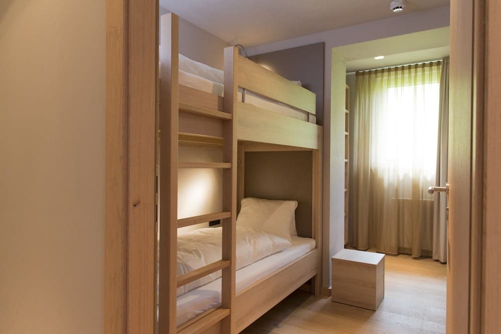 Children's theme room