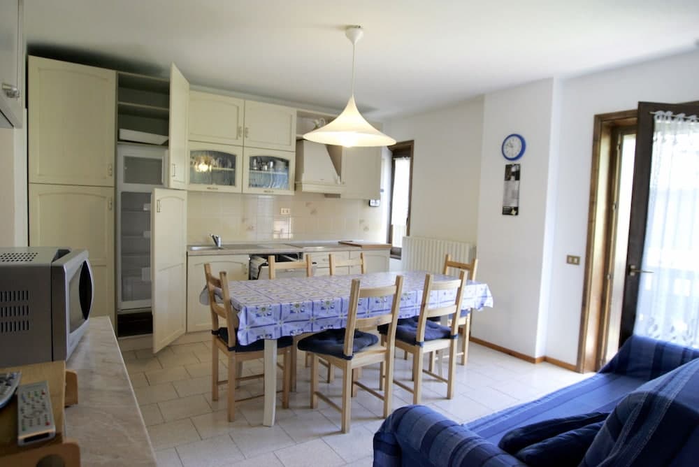 In-room dining