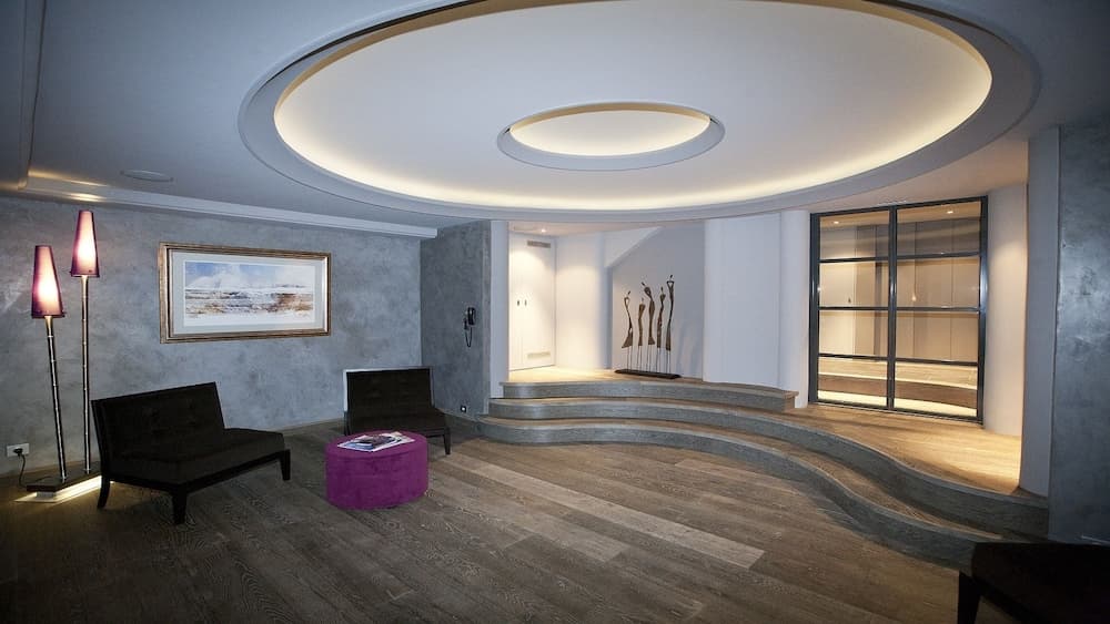 Spa reception