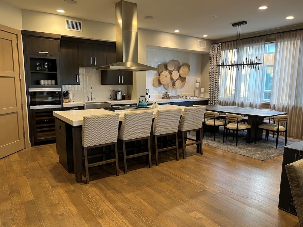 Private kitchen