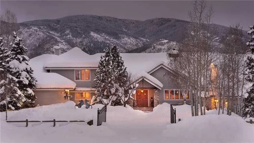 Front of property - evening/night
