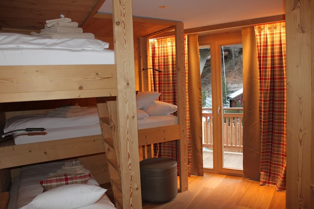 Children's theme room