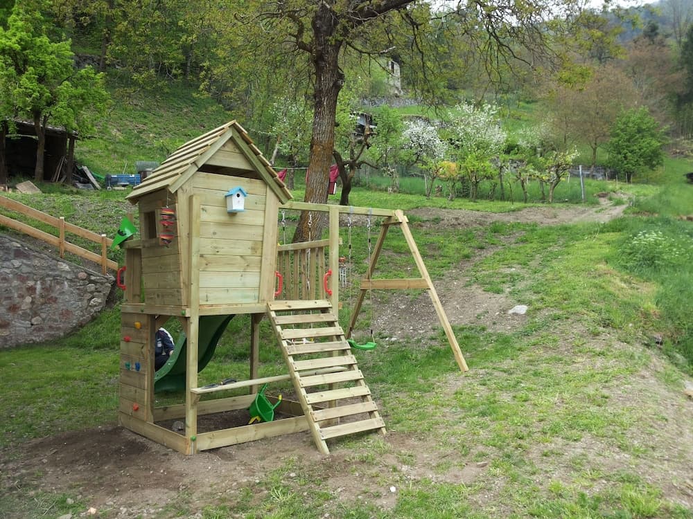 Children's play area - outdoor