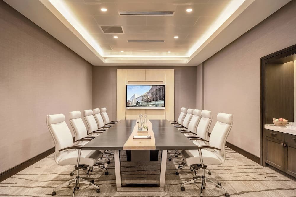 Meeting facility