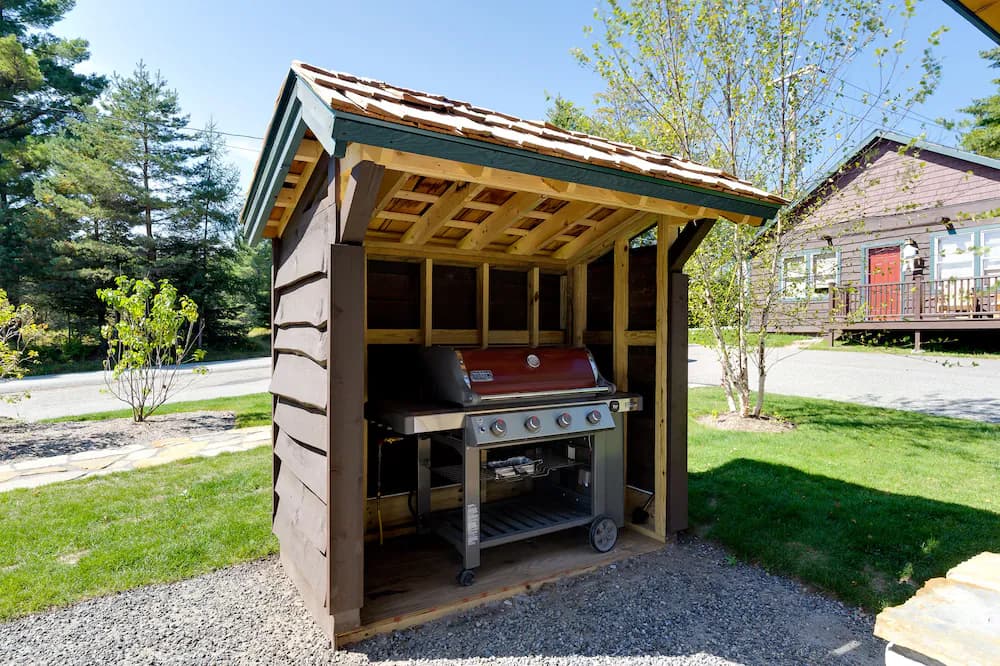 BBQ/picnic area