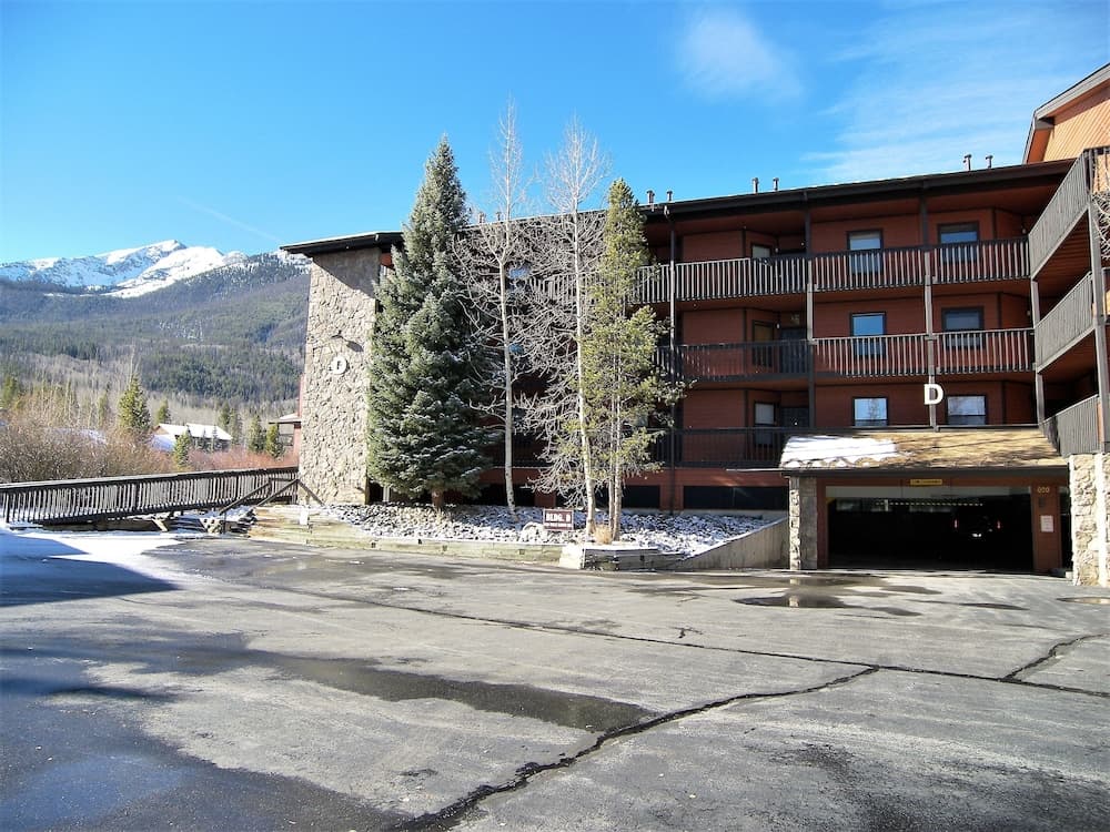 Primary image