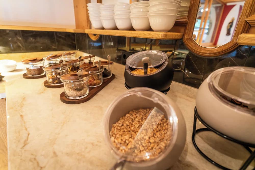 Breakfast buffet